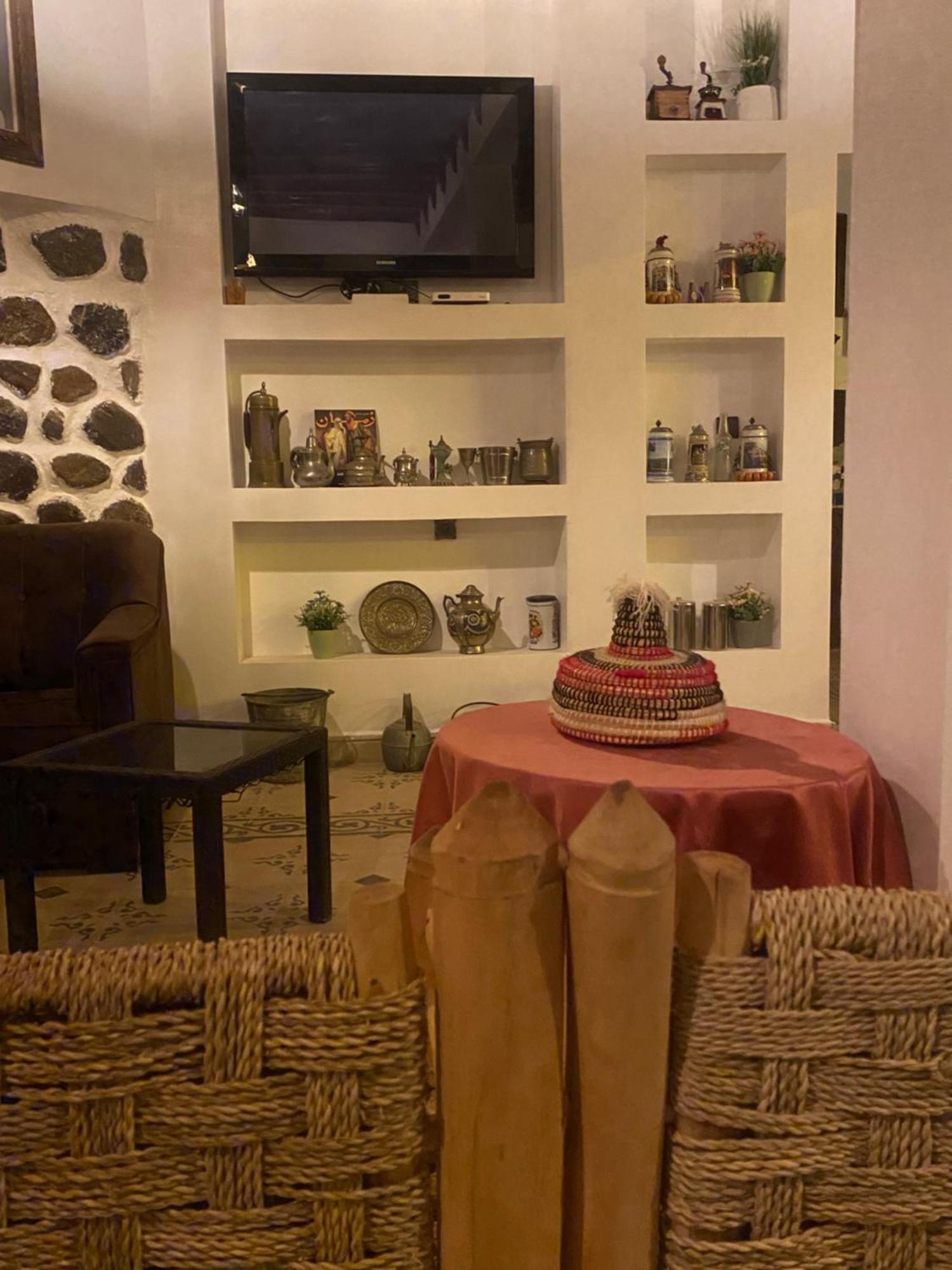 Riad Malak Ouirgane Εξωτερικό φωτογραφία