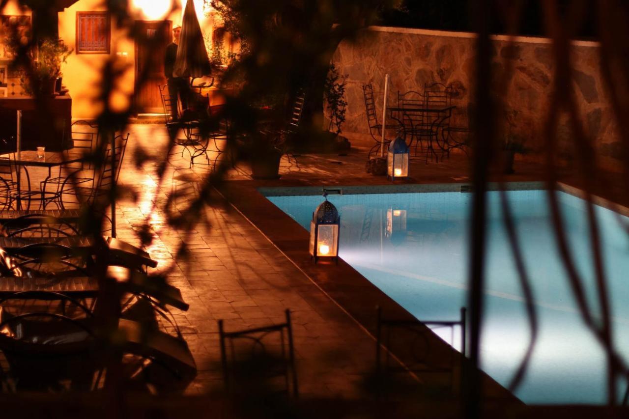 Riad Malak Ouirgane Εξωτερικό φωτογραφία